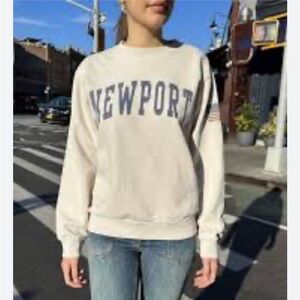 Brandy Melville Newport crewneck sweatshirt.